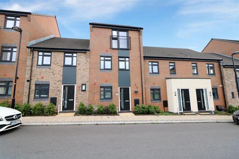 4 bed property, in Norville Drive, £170,000