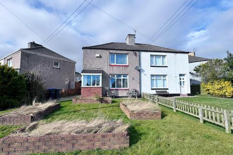 2 bed property, in Tees View, £65,000