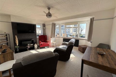 3 bed property, in St. Pauls Road, £175,000