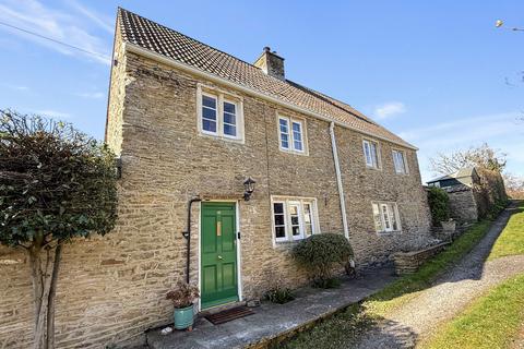 3 bed property, in Goose Street, £650,000
