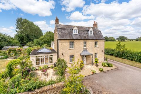 6 bed property, in Corston, £1,495,000