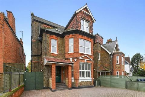 15 bed property, in Creffield Road, £2,850,000