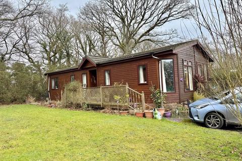 2 bed property, in Royal Oak Country Park, £169,950