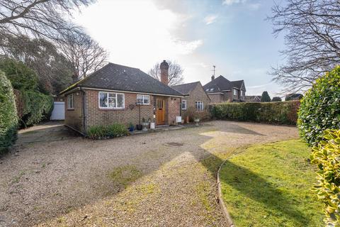 3 bed property, in Boughton Hall Avenue, £900,000