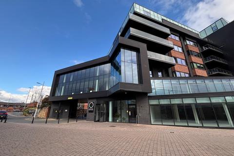 2 bed property, in One The Brayford, £250,000
