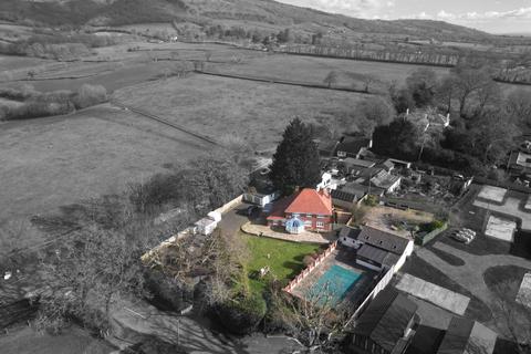 4 bed property, in Crowcombe TA4, £800,000