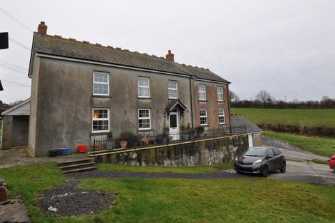 4 bed property, in Llangain, £600,000