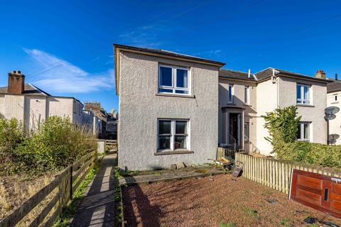 1 bed property, in Mansfield Gardens, £40,000