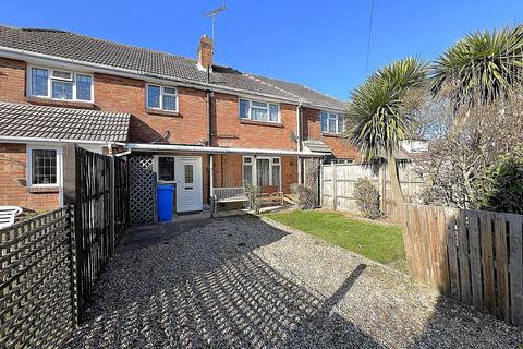 2 bed property, in Trigon Road, £275,000