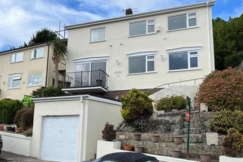 3 bed property, in PENPETHY CLOSE BRIXHAM, £310,000