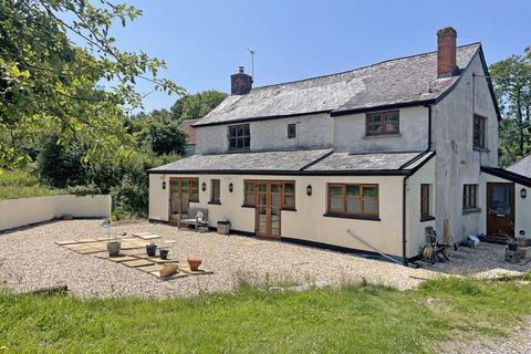 3 bed property, in Ford Street, £800,000