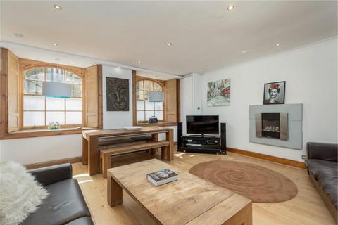 2 bed property, in 9 Leopold Place, £410,000