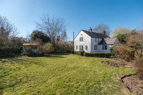 3 bed property, in An charming detached family home in Sarn Nr. Malpas, £450,000