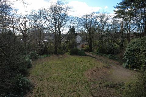 Land, in Stoneleigh, £130,000