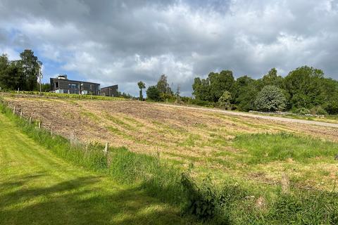 Land, in Kiltarlity, £135,000