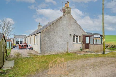 2 bed property, in 4 Mossneuk Cottages, £140,000