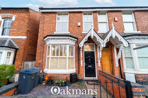 3 bed property, in Station Road, £435,000