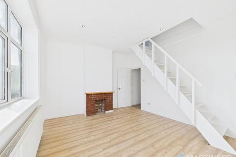 1 bed property, in Hornby Road, £40,000