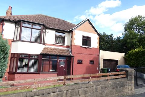 4 bed property, in Well House Road, £430,000