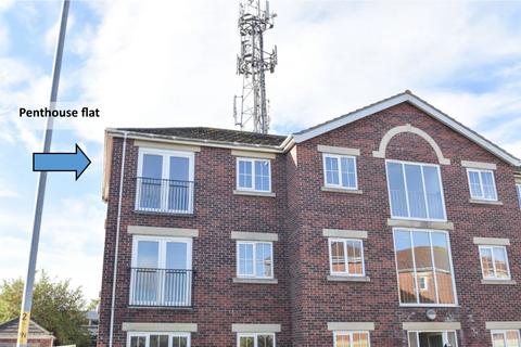 2 bed property, in Parliament Close, £105,000