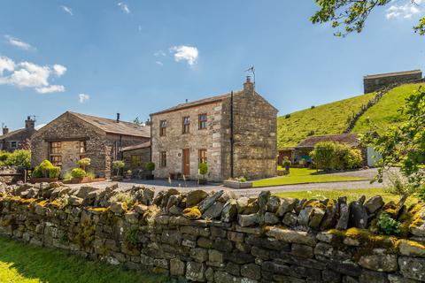 3 bed property, in The Barn, £585,000
