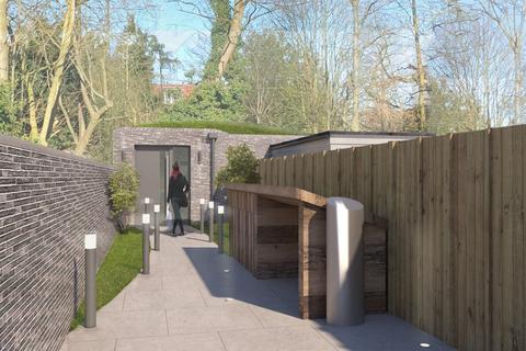Studio, in Friern Park, £280,000