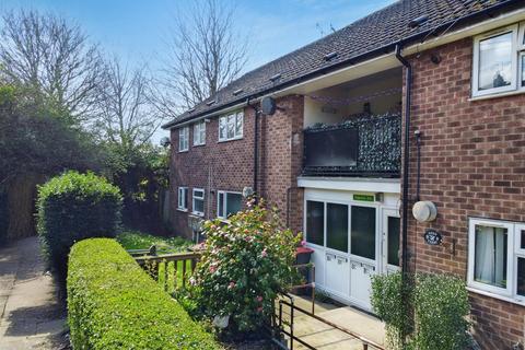 2 bed property, in Gibbons Avenue, £105,000