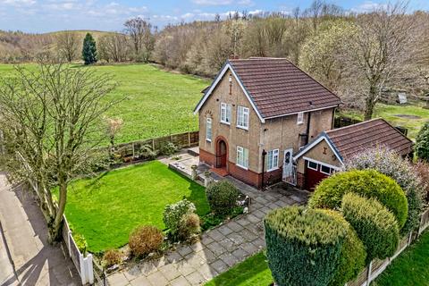 3 bed property, in Greylands Farm, £430,000