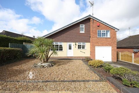 3 bed property, in Kingfisher Cresent, £300,000