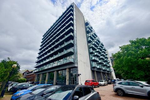 Studio, in Apartment, £75,000