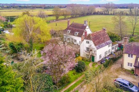 4 bed property, in Rose Cottage, £500,000