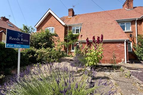 3 bed property, in School Lane, £280,000