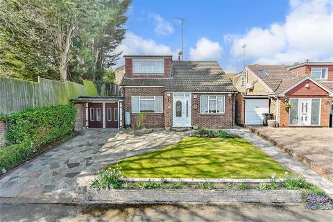 4 bed property, in Northumberland Road, £500,000