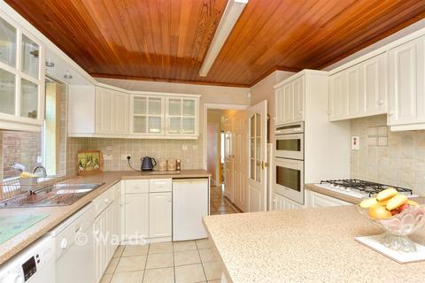 4 bed property, in Northumberland Road, £500,000