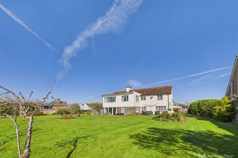 5 bed property, in Eastbourne Road, £635,000