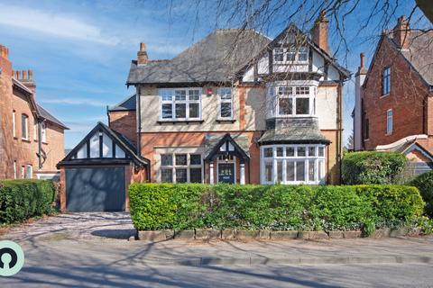 5 bed property, in Boldmere Road, £850,000