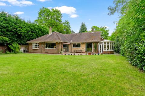 3 bed property, in Ladywood Road, £1,250,000
