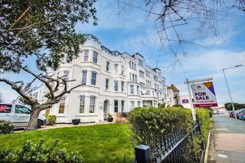 2 bed property, in 16 Marine Parade West, £115,000