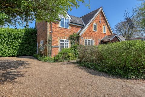 4 bed property, in School Lane, £1,250,000