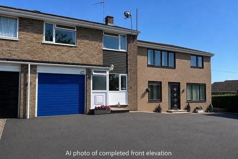 3 bed property, in Oak Road, £336,000