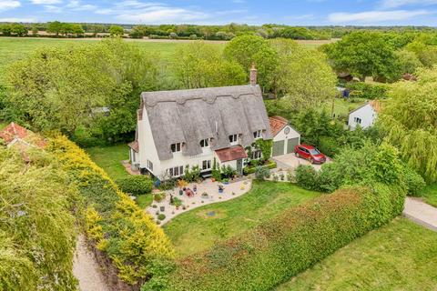 3 bed property, in School Road, £600,000