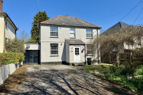 3 bed property, in Bews Lane, £400,000
