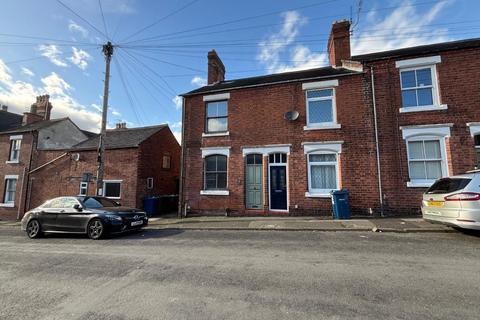 2 bed property, in 1 Berkeley Street, £150,000