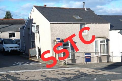 3 bed property, in Llanfarian, £125,000