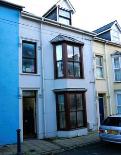 6 bed property, in Sea View Place, £540,000