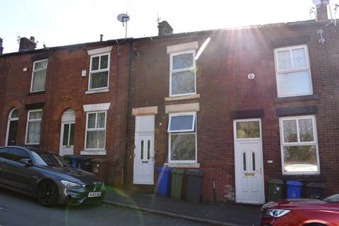 4 bed property, in Pickford Lane, £235,000