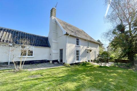 7 bed property, in The Rookery, £500,000