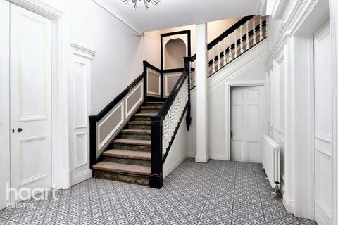 9 bed property, in Tailors Court, £1,300,000