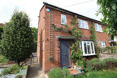 2 bed property, in Gomms Wood Close, £499,950