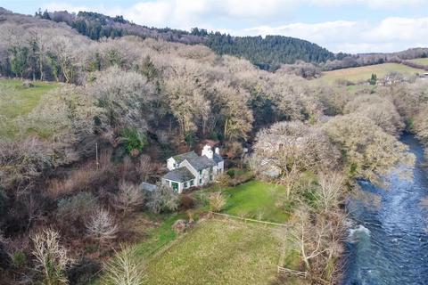 4 bed property, in Bere Peninsula, £799,950